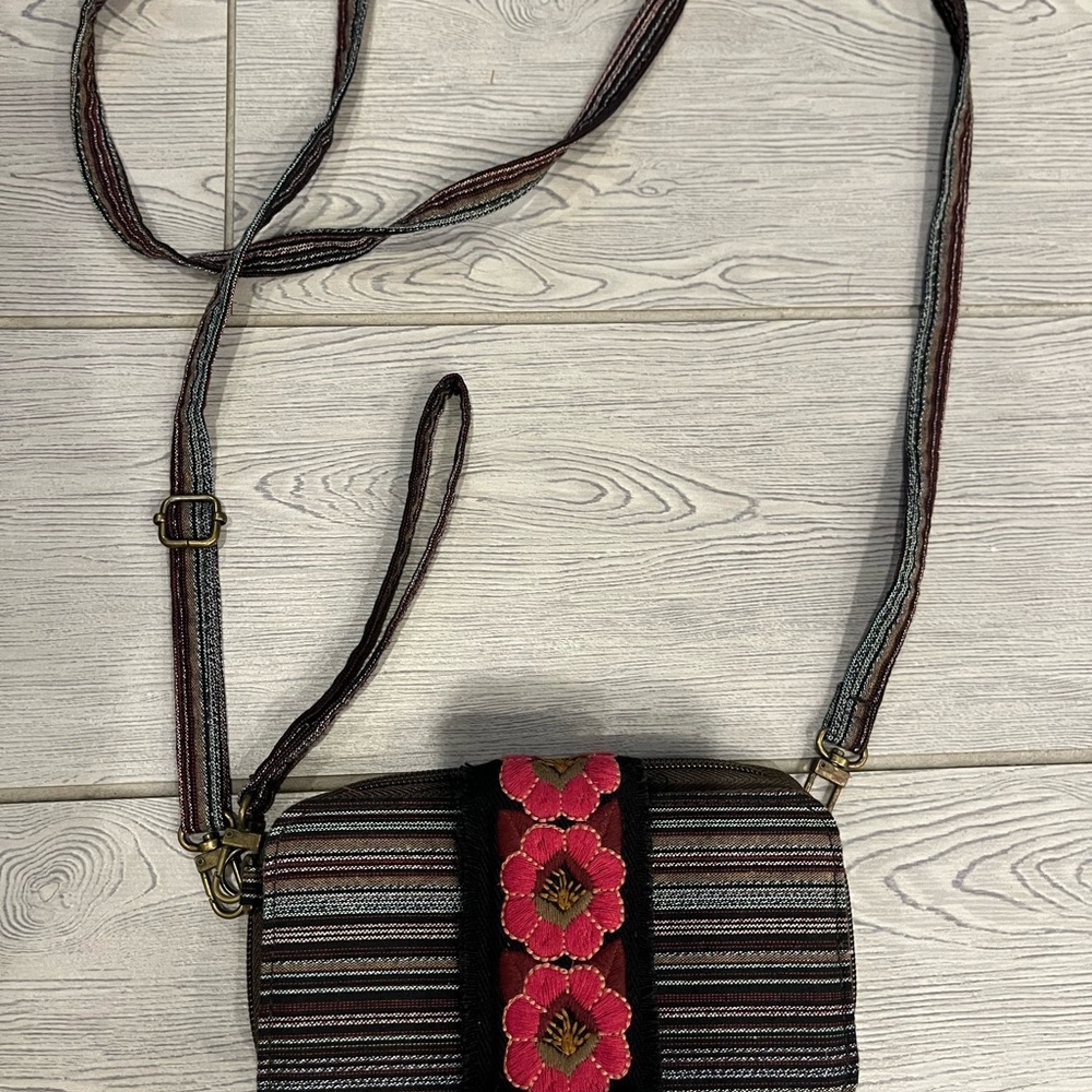 Natural Life wallet/ Crossbody Bag with Embroidery Design